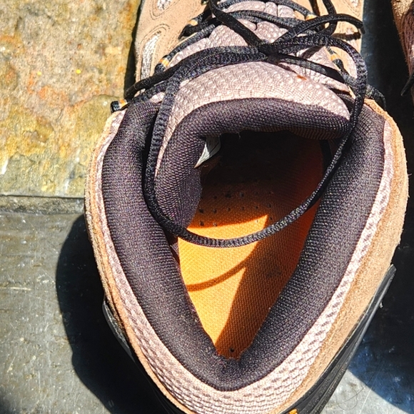 Merrell high top boots - Picture 2 of 8